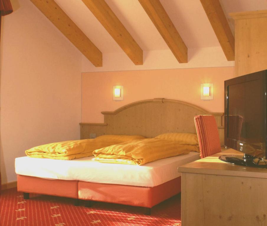 Hotel Scoiattolo Тезеро Номер фото