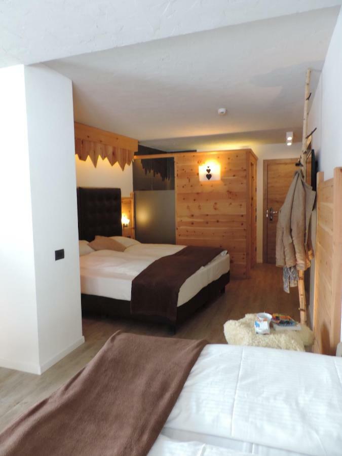 Hotel Scoiattolo Тезеро Экстерьер фото