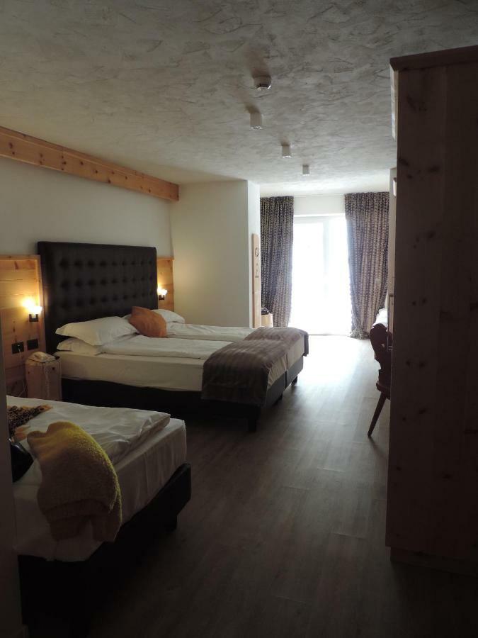 Hotel Scoiattolo Тезеро Экстерьер фото