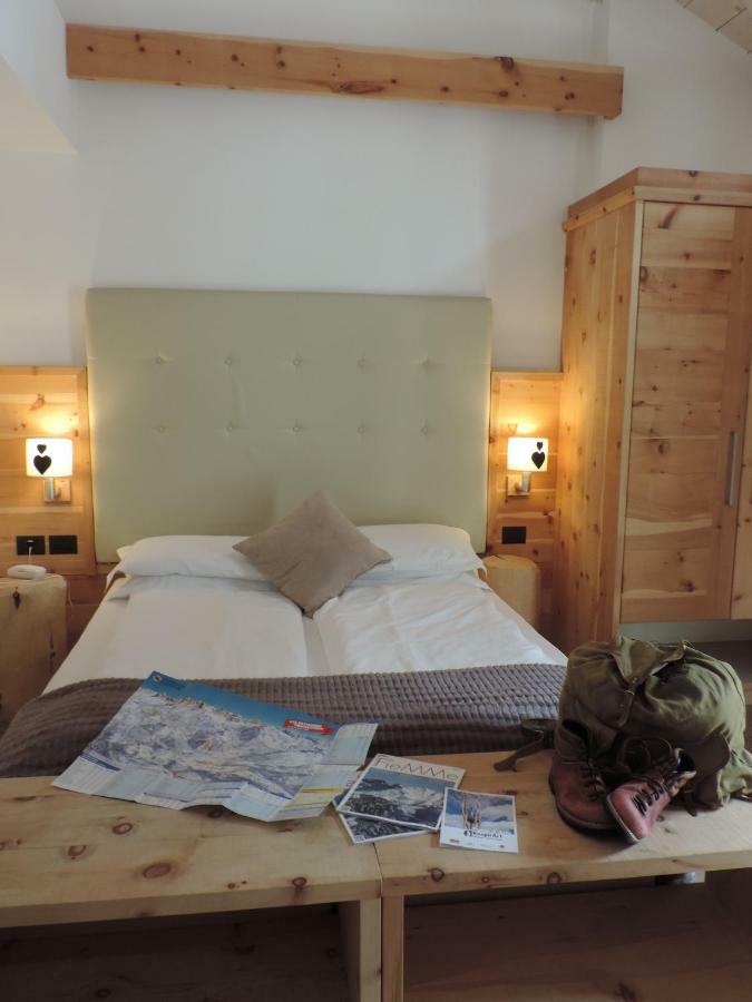 Hotel Scoiattolo Тезеро Экстерьер фото