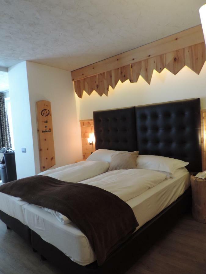 Hotel Scoiattolo Тезеро Экстерьер фото