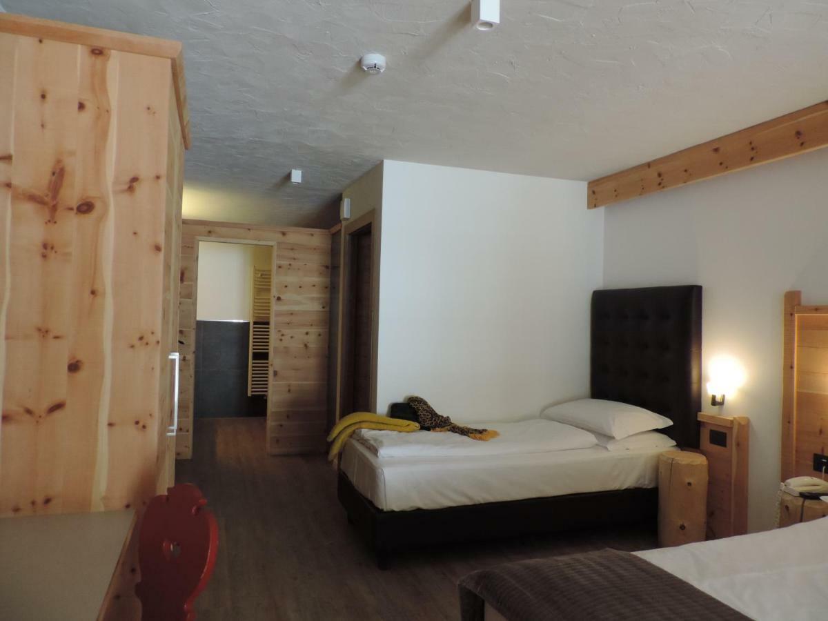 Hotel Scoiattolo Тезеро Экстерьер фото